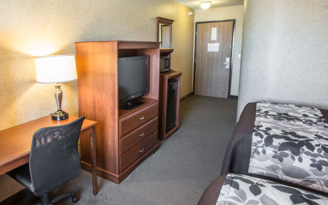 Sleep Inn & Suites Hays Area