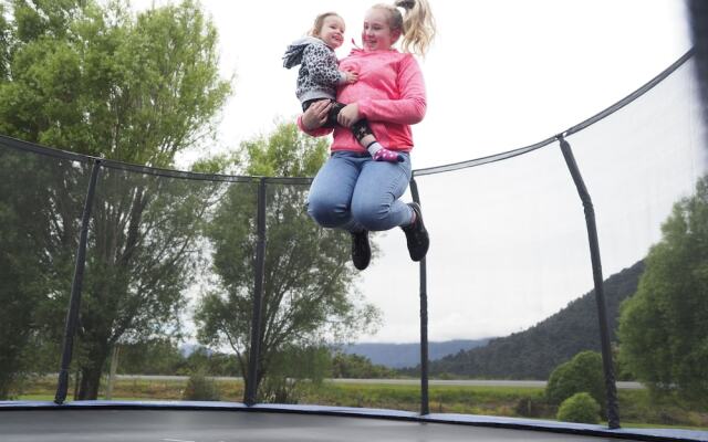 Haast River Motels & Holiday Park