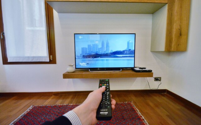 Ve.N.I.Ce. Cera Casa De La Vida