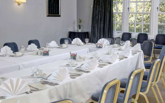 Best Western Kings Manor Hotel