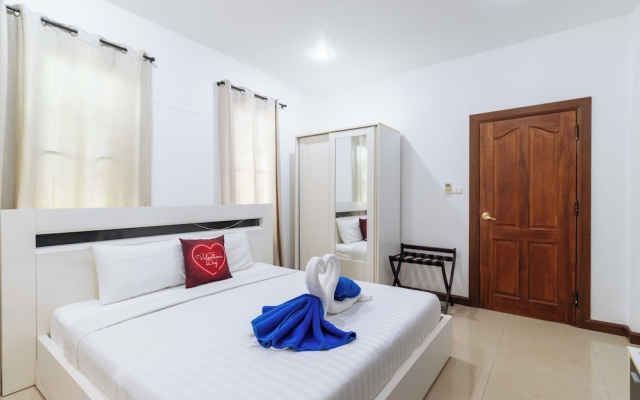 3BR Pool Villa Near Boat Avenue V303