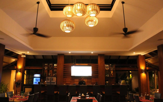 Best Western Plus The Ivywall Hotel - Palawan