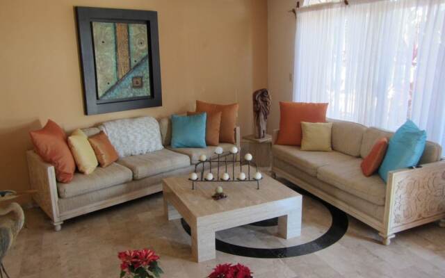 Vista De Bahia 4 Bedrooms 3.5 Bathrooms Villa