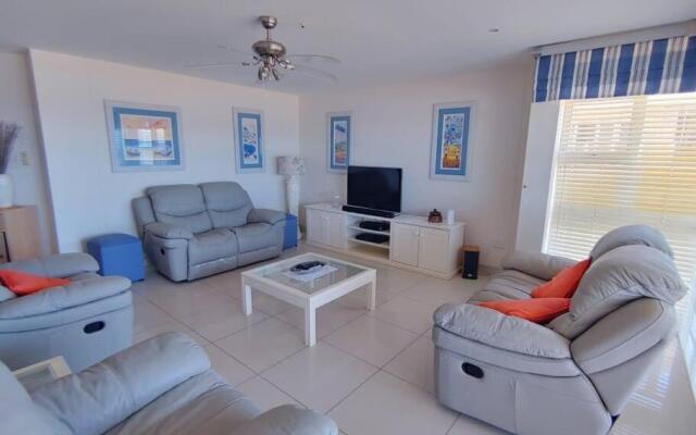 Luxury 4 bedroom apartment