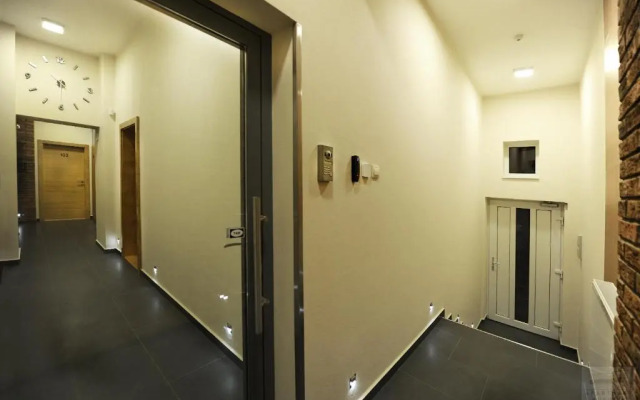 Lucky 8 Guesthouse