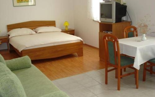 Aparthotel Buratovic