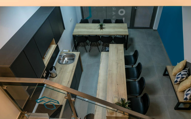 TODOR APARTMENTS Center