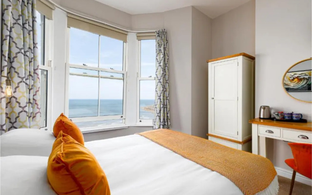 The Clarence Gardens Hotel, BW Signature Collection