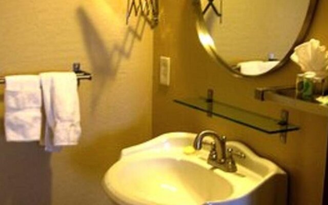 Highland Inn