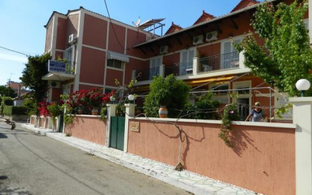 Konstantinos Apartments