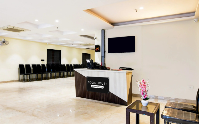 Super Townhouse New Town Near DLF