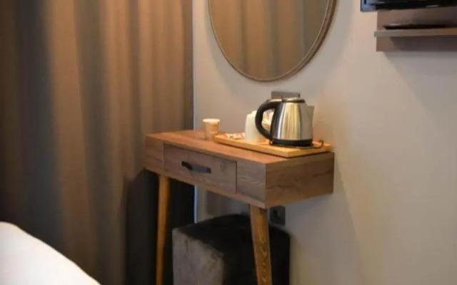 Basilissis Hotel