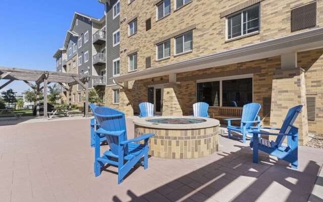 WaterWalk Extended Stay by Wyndham Kansas City - Overland Pk