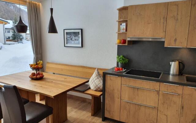 Engadin Lodge