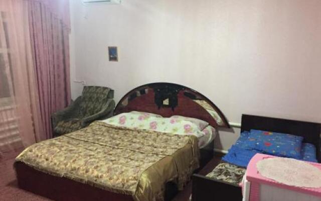 Guesthouse on Odesskaya 147