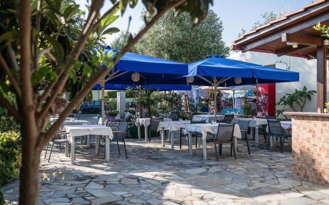 Akti Suites