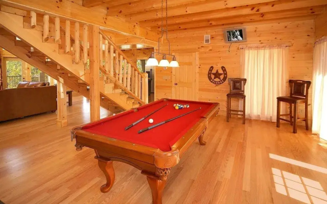 Firefly Lodge