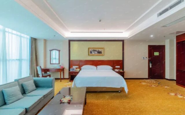 Vienna Hotel Huizhou Zhongxin