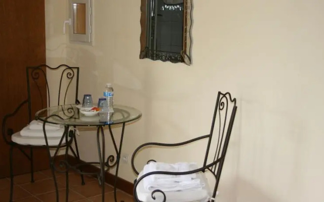 Chambres dHôtes La fontaine de Lautrec