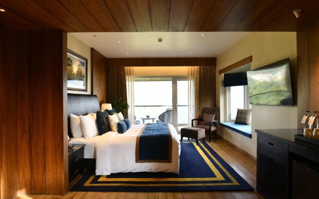 Moksha Himalaya Spa Resort