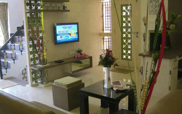 Anmol's Cottage