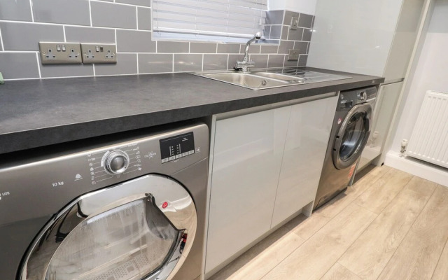 The Bungalow at 46 Church St