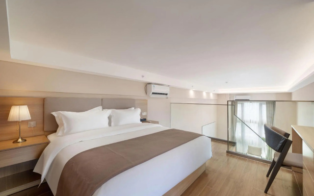 Galory service apartment