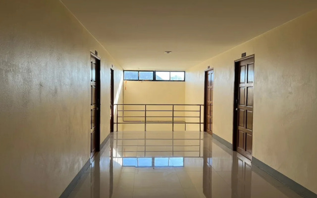 V Tharm Hotel