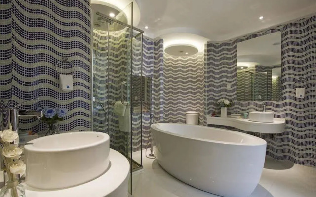 Lanmei Theme Hotel