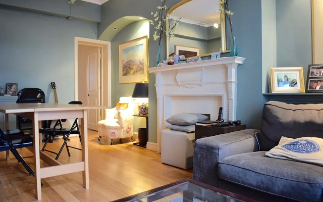 2 Bedroom Flat in Paddington