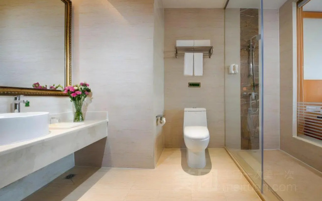 Vienna Hotel Shenzhen Xixiang Gushu Branch