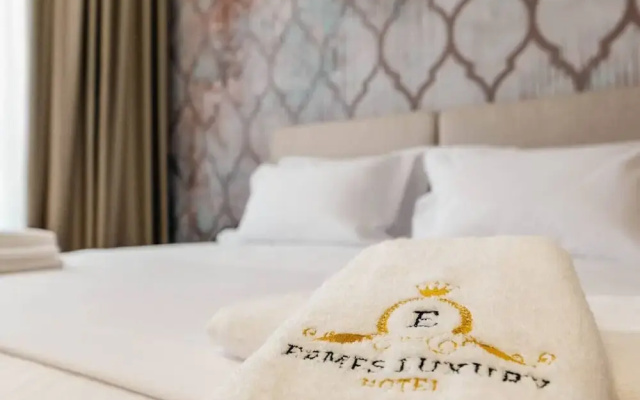 Ermes Deluxe Triple Room