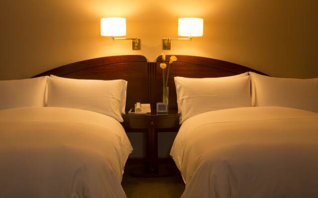 Royal Park Hotel
