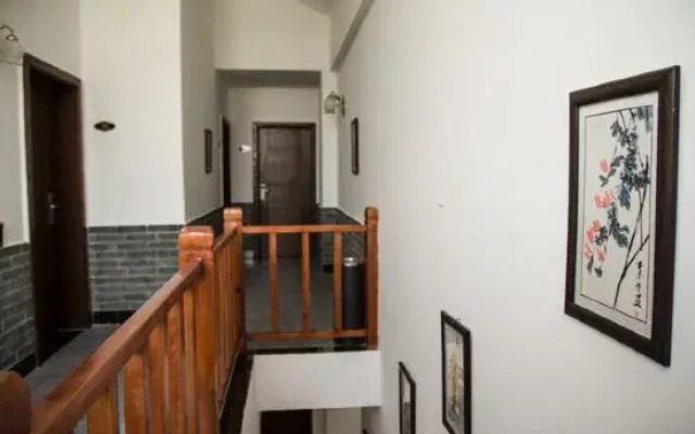 Sunshine Courtyard Inn (Jianshui Ancient City Branch)
