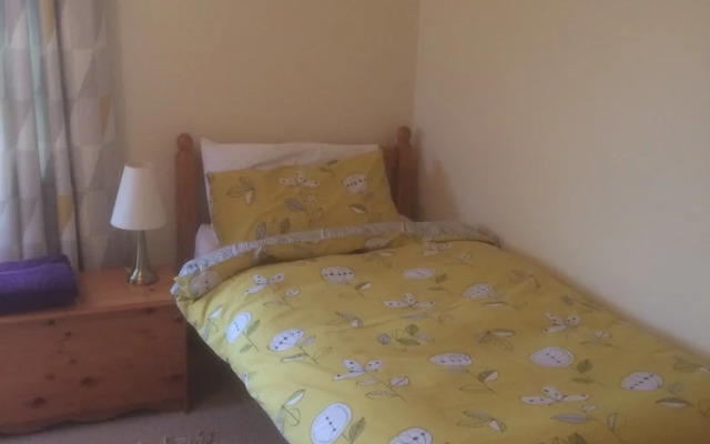 Millbrae Town Cottage