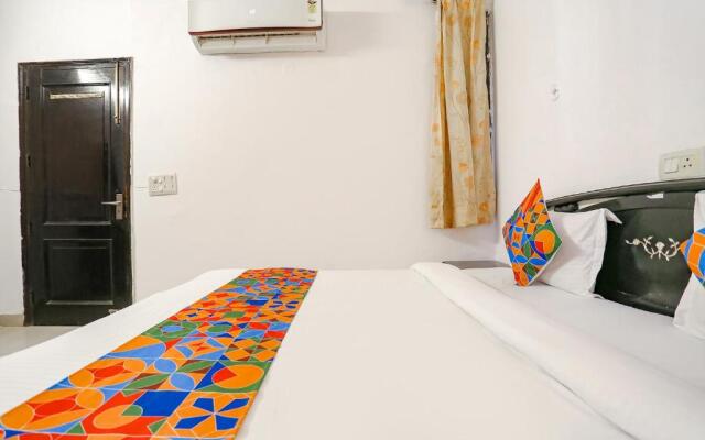 FabHotel Velvet Suites