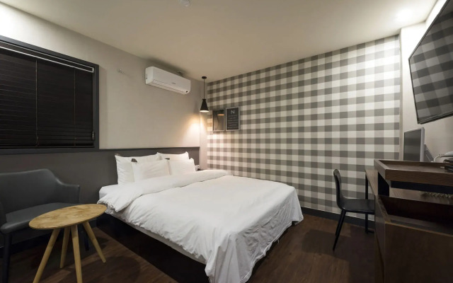 No.25 Hotel