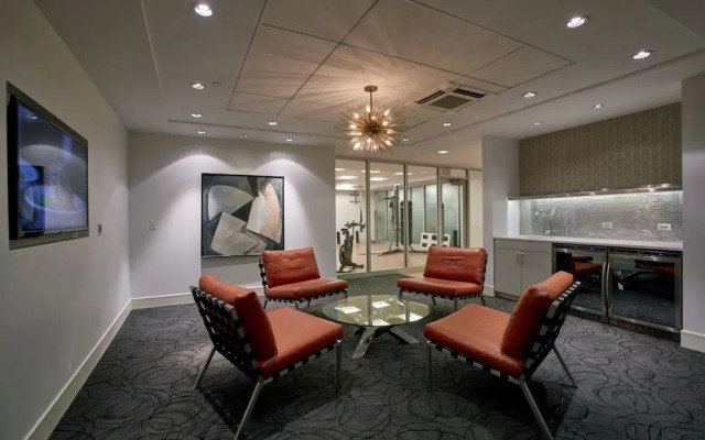 Global Luxury Suites at Rittenhouse Square