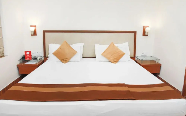 OYO 29826 Central Hotel
