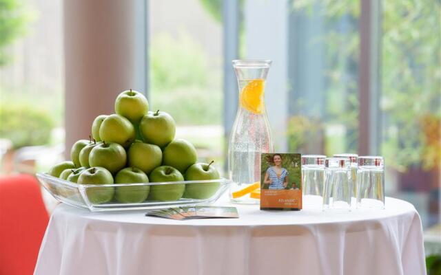 Atlantic Hotel Universum