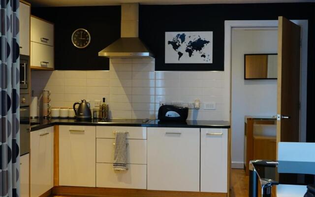 Hullidays - The Sawmill Suite