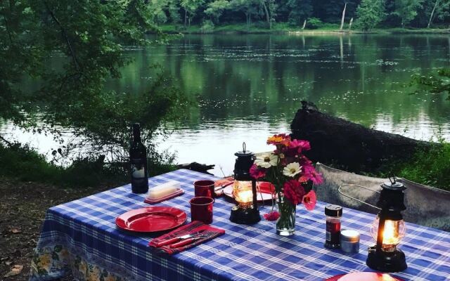 Tentrr - Riverhouse Farm