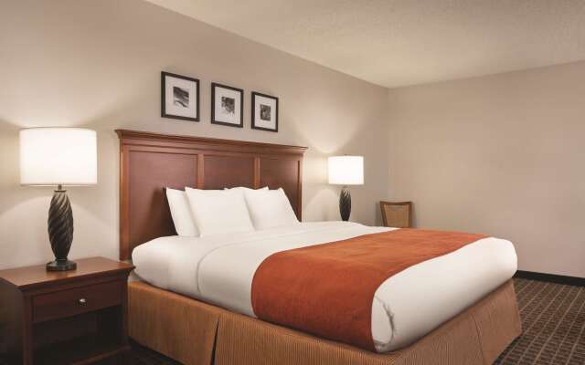 Country Inn & Suites by Radisson, Lawrenceville, GA