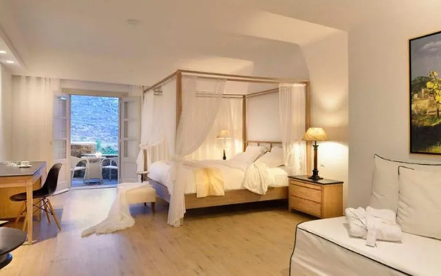 Mykonos Lumiere Villas