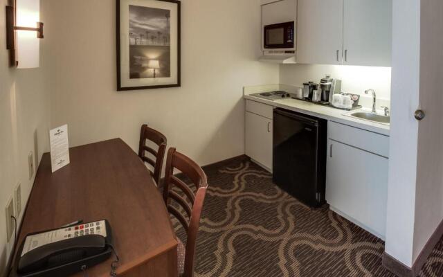 Ashmore Inn and Suites