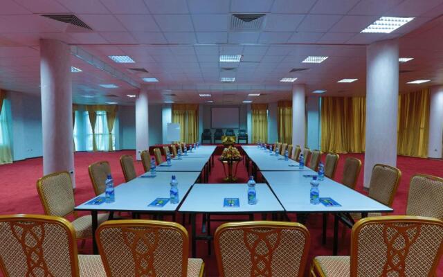 Friendship International Hotel