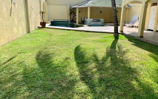 CASA con alberca, súper ubicación. Puerto de Veracruz