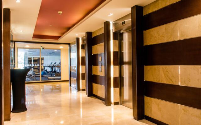 Holiday Inn Bogota Airport by IHG