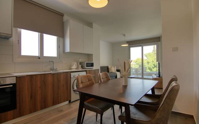 Phaedrus Living Coral Suites Seabreeze
