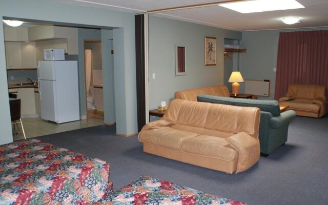 Riverside Motel